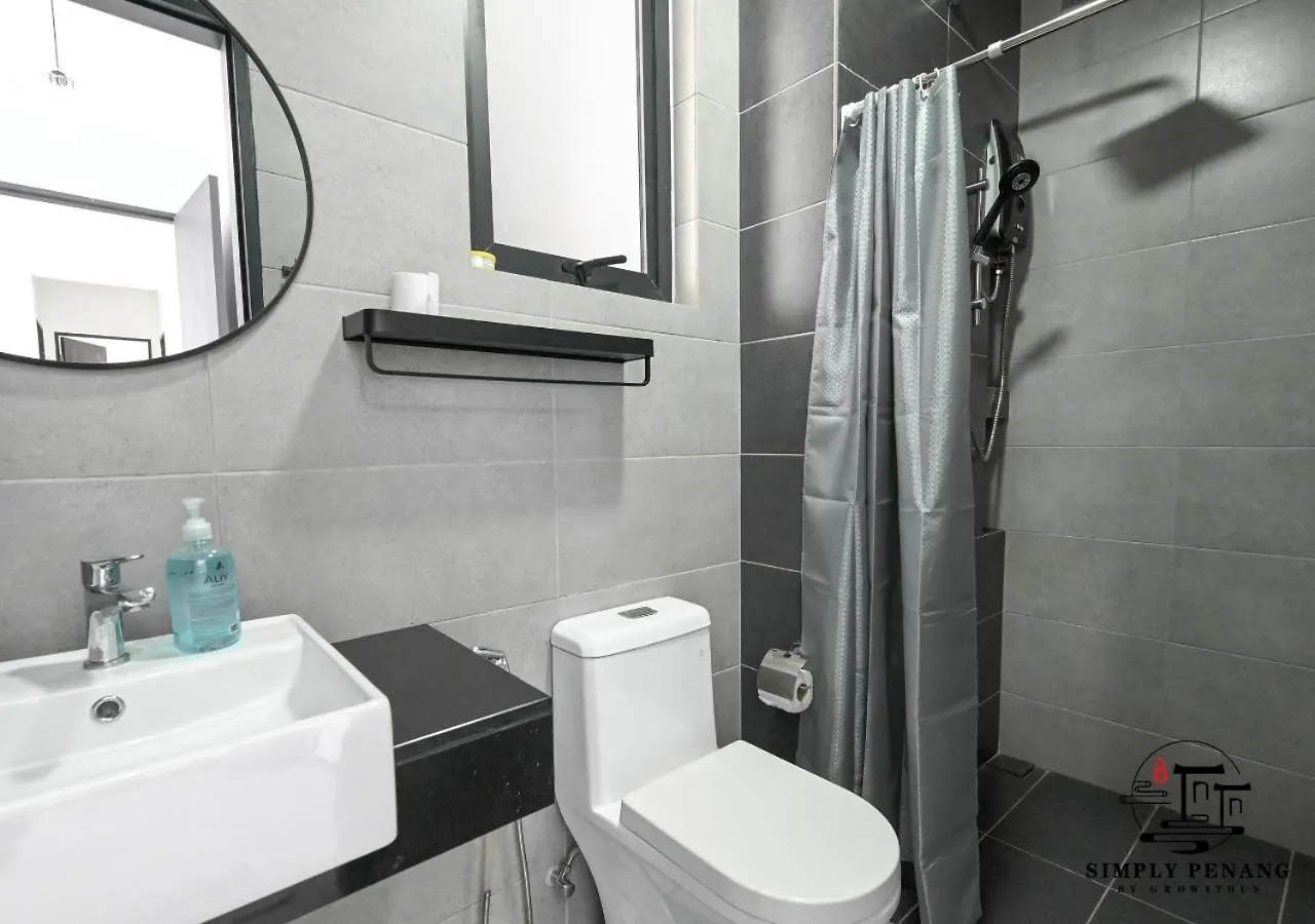 Jelutong Urban Suites By Simply Penang דירה